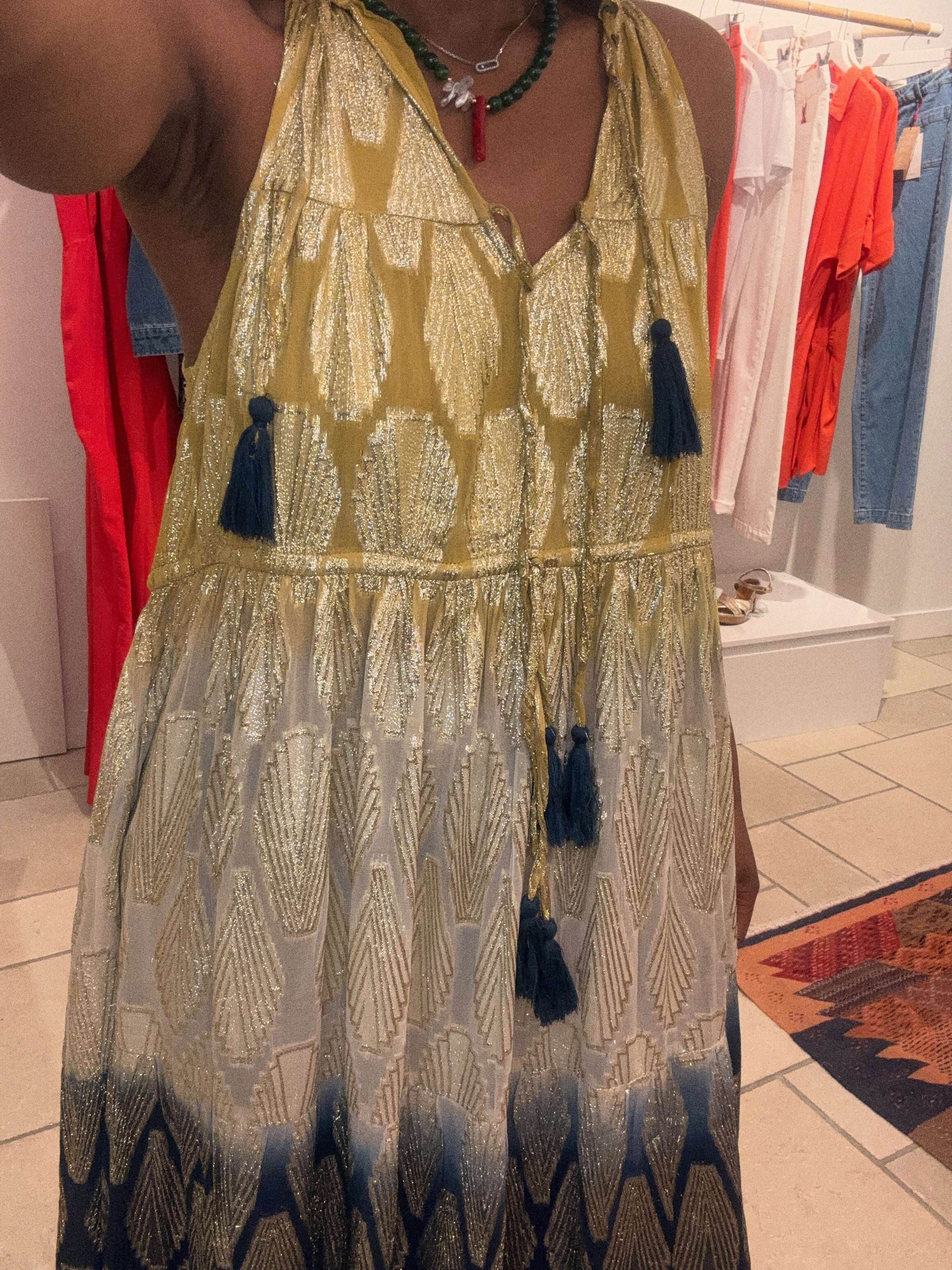 ROBE. Marion